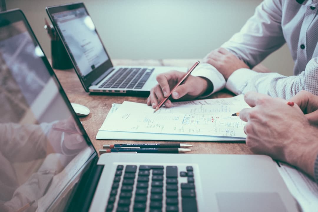 Comparatif budgétaire entre agence Meta Ads et gestion interne